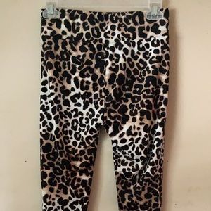 No Boundaries soft leopard 🐆 leggings